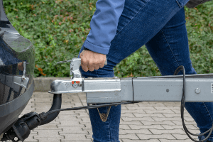 checking a trailer hitch