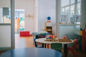 daycenter center table